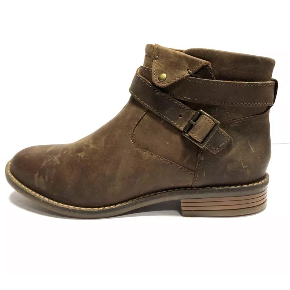 Clark’s Women’s Camzin Dime Brown Leather Boots, Size 7.5 M.